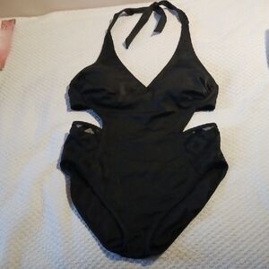 Elegant Black Halter Cut Out Design One-Piece Swimsuit Mesh Design Side Panels L